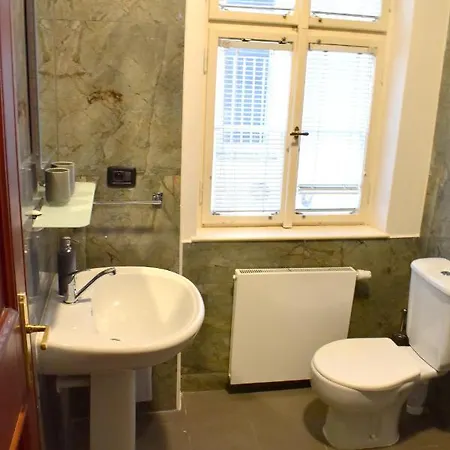 Apartment Lesser Town! Prag